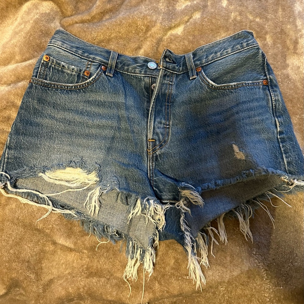 Levis jean shorts